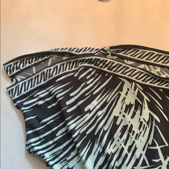 💥3/30$💥BCBG boat neck top - Picture 5 of 6